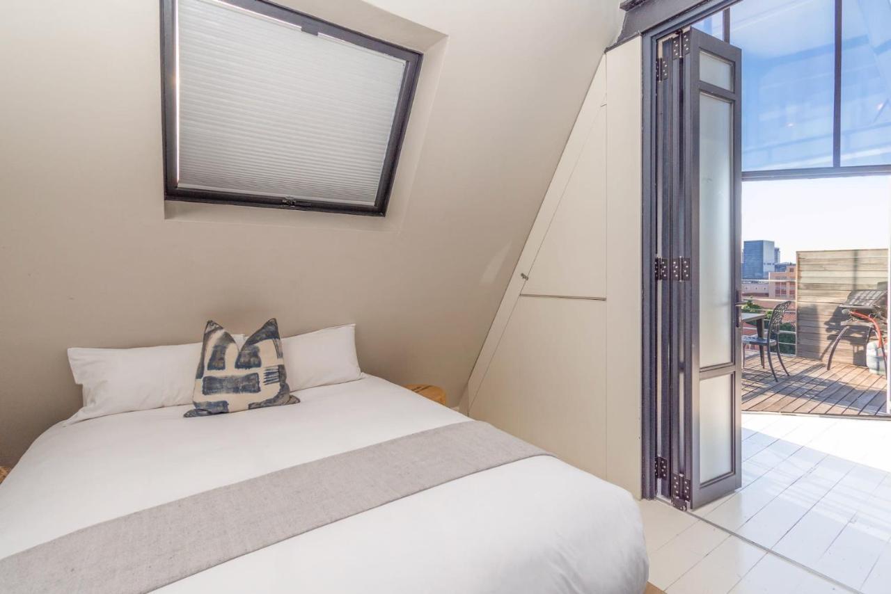 Luxury Penthouse In Wolroy House Apartment Cape Town Bagian luar foto